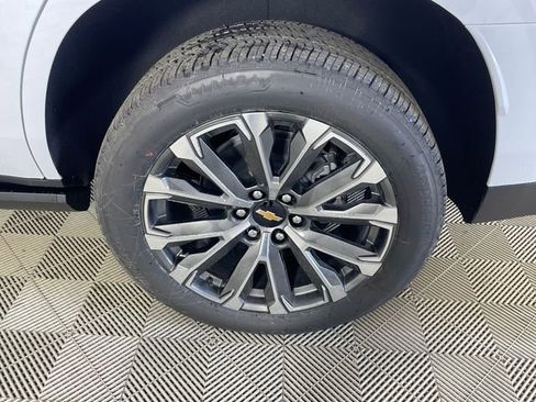 New 2026 Chevrolet Tahoe High Country image 17