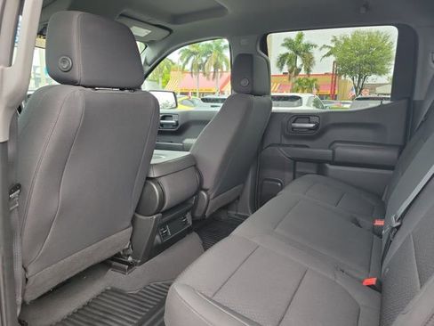 Used 2021 Chevrolet Silverado 1500 Custom image 5
