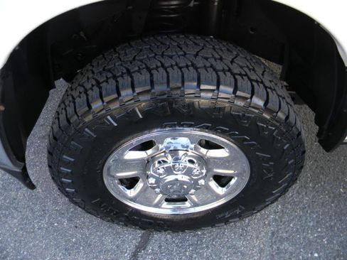 Used 2022 RAM 2500 Tradesman w/ Safety Group image 25