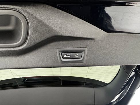 Used 2022 BMW X5 xDrive45e w/ M Sport Package image 35