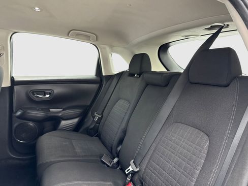 Used 2023 Honda HR-V LX image 35