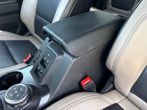 Used 2024 Ford Bronco Wildtrak AWD/4WD image 41