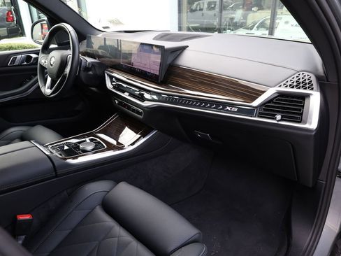 Used 2026 BMW X5 sDrive40i RWD image 23