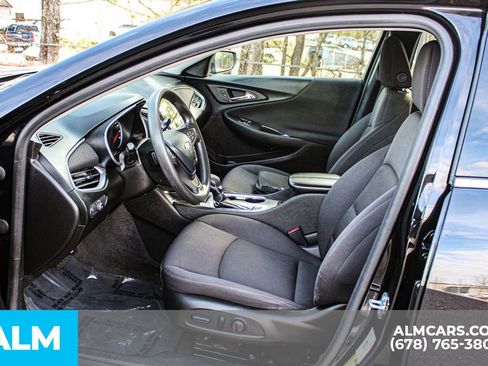 Used 2024 Chevrolet Malibu LT image 17