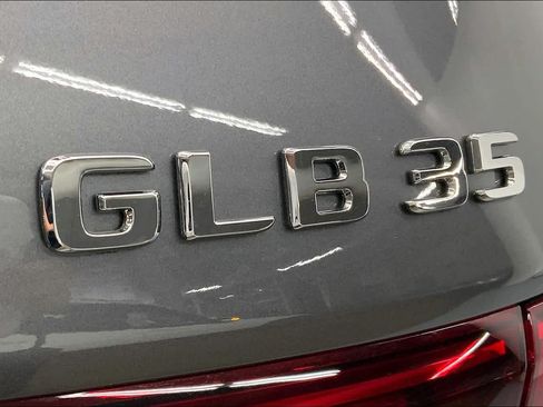 Certified 2025 Mercedes-Benz GLB 35 AMG 4MATIC image 11