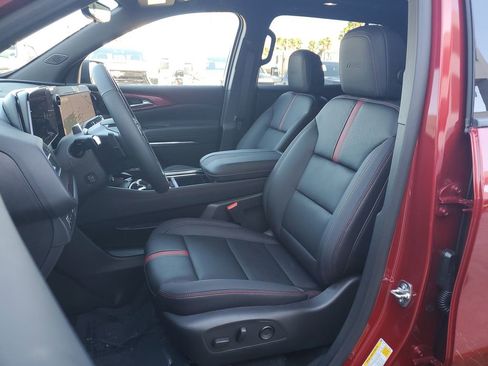 New 2026 Chevrolet Traverse RS image 19