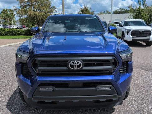 Used 2025 Toyota Tacoma SR5 RWD image 9