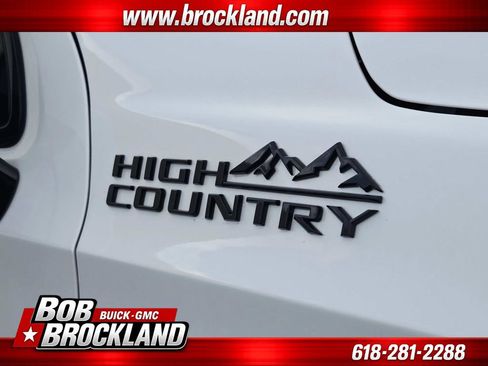 Used 2021 Chevrolet Tahoe High Country w/ Premium Package AWD/4WD image 21