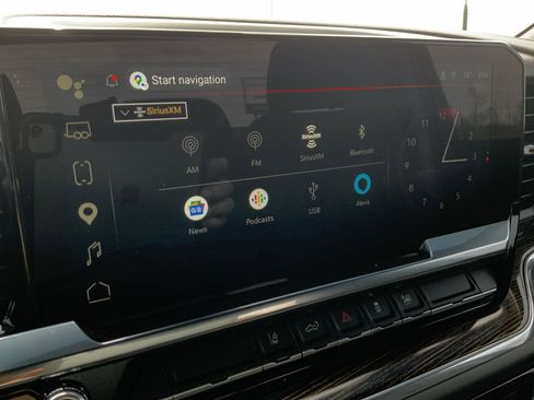 Used 2025 GMC Sierra 2500 SLE w/ SLE Convenience Package image 40