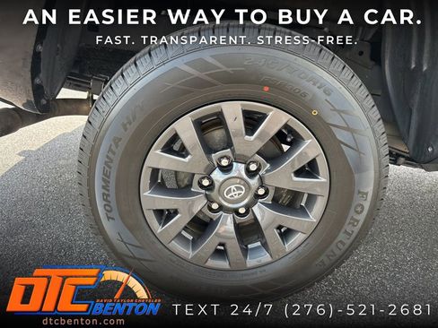 Used 2022 Toyota Tacoma SR5 w/ Technology Package RWD image 29