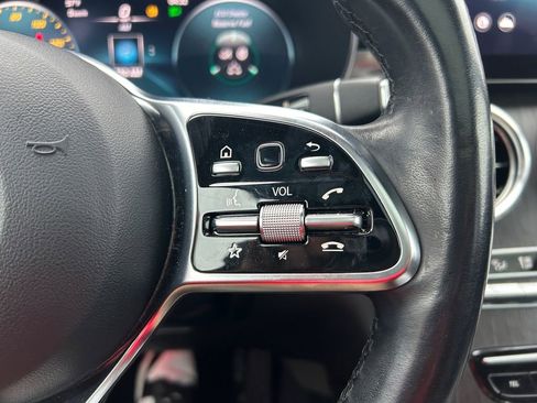 Used 2022 Mercedes-Benz GLC 300 4MATIC image 29