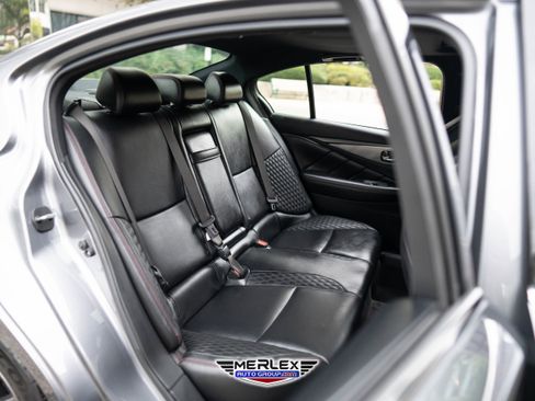 Used 2018 INFINITI Q50 Red Sport 400 w/ Sensory Package (Sport) image 18