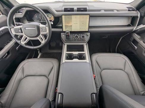 New 2026 Land Rover Defender 130 X-Dynamic SE AWD/4WD image 14