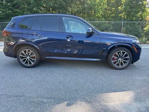 Used 2024 BMW X5 xDrive40i w/ M Sport Package AWD/4WD image 12