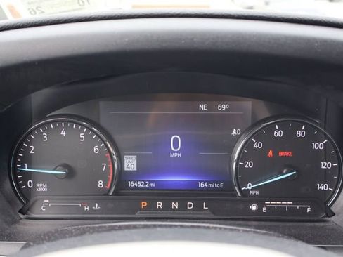 Used 2023 Ford Explorer XLT w/ Equipment Group 202A AWD/4WD image 10