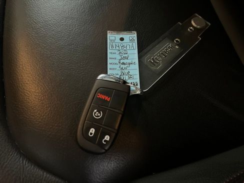 Used 2022 Jeep Renegade Trailhawk w/ Sun/Sound Group image 87