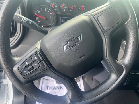 Used 2026 Chevrolet Silverado 1500 Custom Trail Boss AWD/4WD image 16