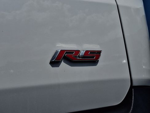 Used 2023 Chevrolet Traverse RS w/ LPO, Floor Liner Package AWD/4WD image 32
