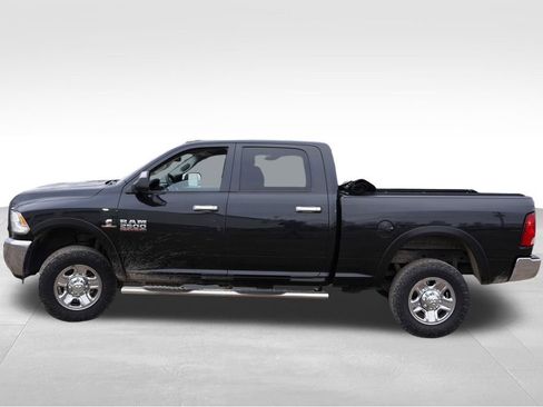 Used 2018 RAM 2500 Tradesman w/ Chrome Appearance Group image 9