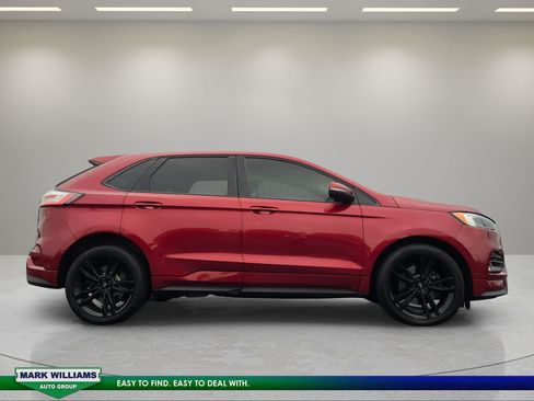 Used 2019 Ford Edge ST w/ Equipment Group 401A AWD/4WD image 2