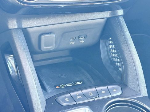 Used 2024 Chevrolet TrailBlazer RS w/ Convenience Package image 18