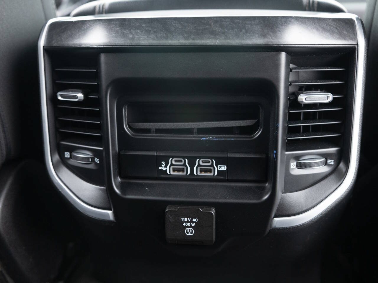 Used 2020 RAM 1500 Big Horn AWD/4WD image 35