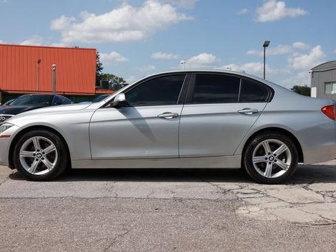 Used 2012 BMW 328i Sedan RWD image 4
