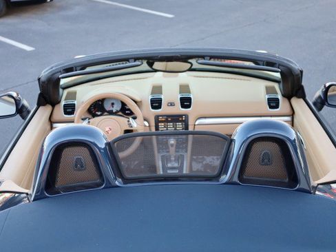 Used 2014 Porsche Boxster S image 16