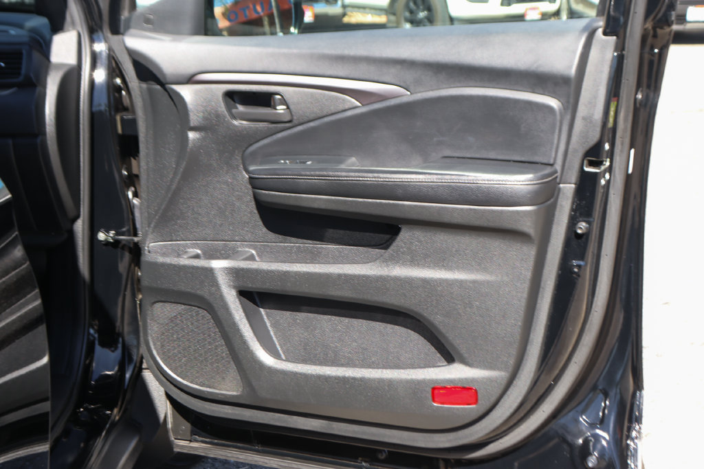 Used 2022 Honda Passport EX-L image 42