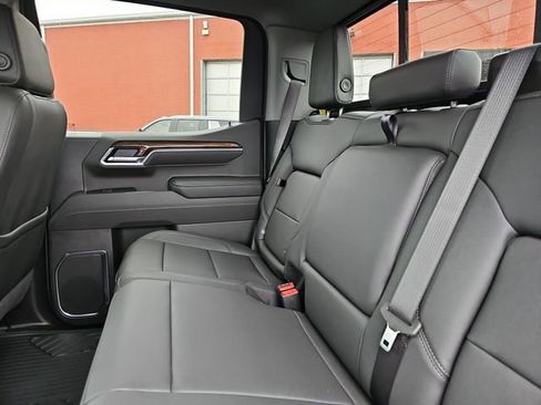 New 2026 Chevrolet Silverado 1500 LT Trail Boss w/ Convenience Package II image 25