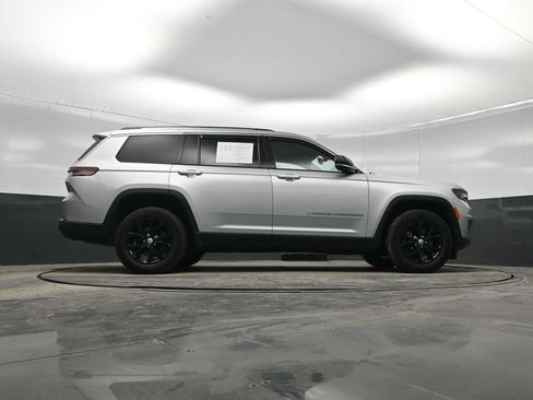Used 2021 Jeep Grand Cherokee L Limited image 39