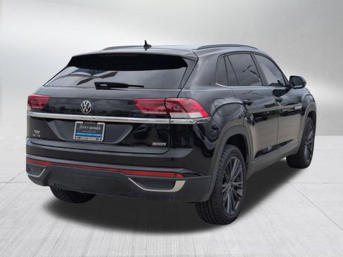 Used 2020 Volkswagen Atlas Cross Sport SE w/ Panoramic Sunroof Package image 6