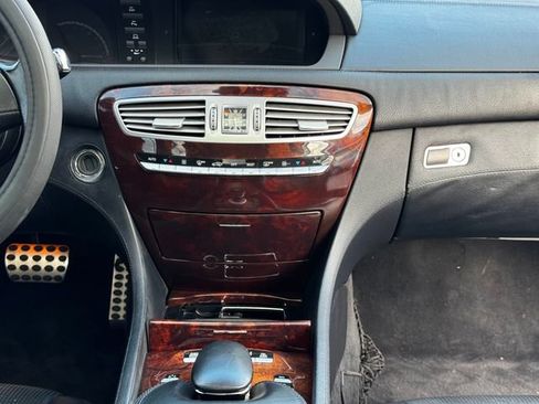 Used 2009 Mercedes-Benz CL 63 AMG image 20