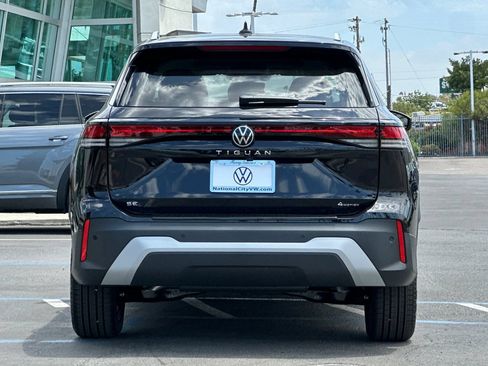 New 2026 Volkswagen Tiguan SE AWD/4WD image 6