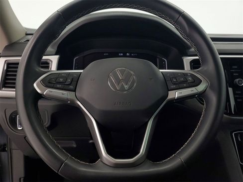 Used 2023 Volkswagen Atlas SEL image 15