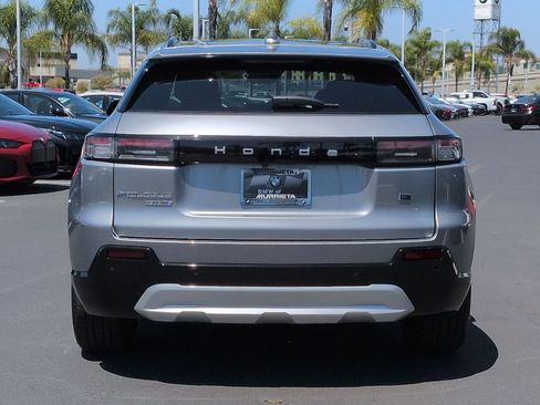Used 2025 Honda Prologue Touring image 9