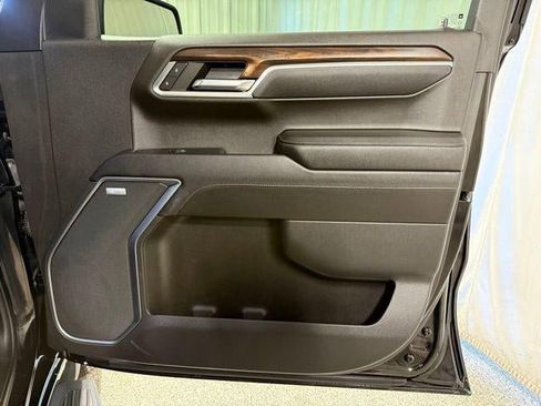 Used 2023 GMC Sierra 1500 SLT w/ SLT Premium Package image 29