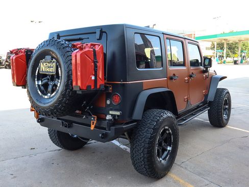Used 2008 Jeep Wrangler Unlimited Rubicon w/ PWR Convenience Group AWD/4WD image 5