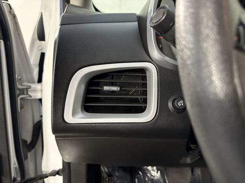 Used 2015 Chevrolet Equinox LS FWD image 12