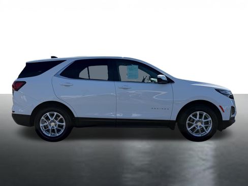 Used 2023 Chevrolet Equinox LT FWD image 9