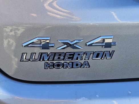 Used 2024 Jeep Compass Limited image 15