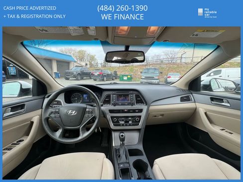 Used 2015 Hyundai Sonata SE w/ Option Group 09 image 14