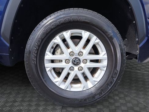 Used 2022 Toyota Tundra SR5 w/ Convenience Package RWD image 23