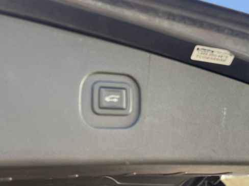 Used 2015 GMC Terrain SLT FWD image 25