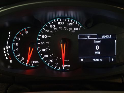 Used 2019 Chevrolet Trax LT w/ LT Convenience Package FWD image 23
