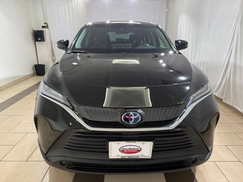 Certified 2021 Toyota Venza LE AWD/4WD image 8