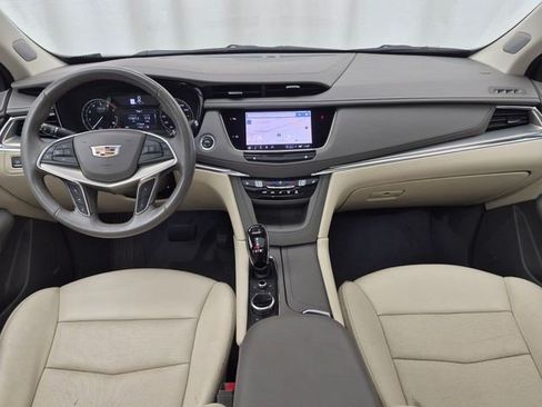 Certified 2023 Cadillac XT5 Premium Luxury AWD/4WD image 25