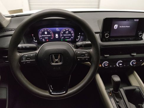 Used 2023 Honda Accord EX image 22