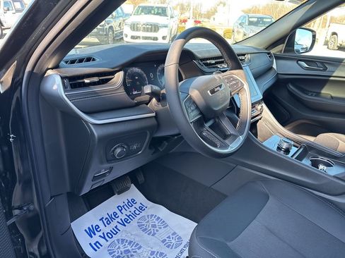 New 2026 Jeep Grand Cherokee Laredo X AWD/4WD image 60