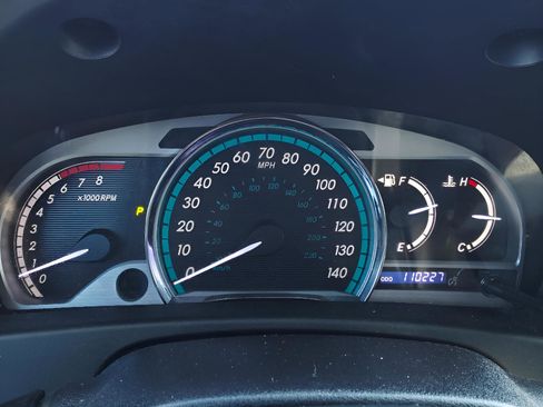 Used 2013 Toyota Venza LE AWD/4WD image 22
